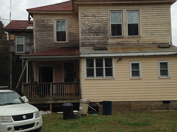 4th image of 5120 Drakes Main St