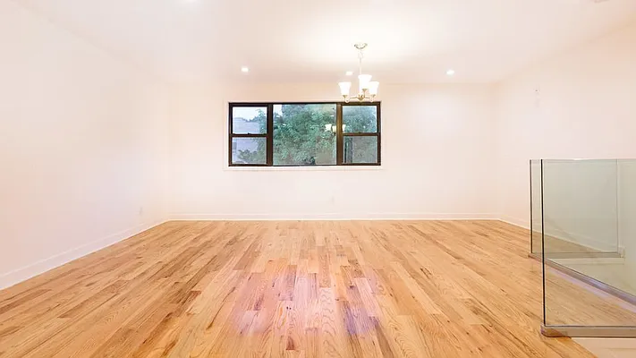 Rented by Nooklyn NYC LLC | media 5