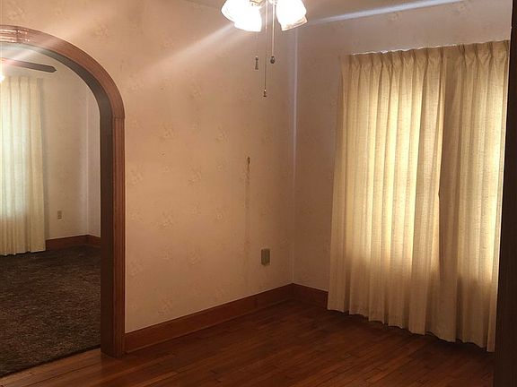4th image of 192 Hill Terrace Dr