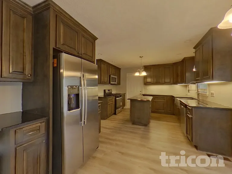 530 N Oakland Cir — Photo 6