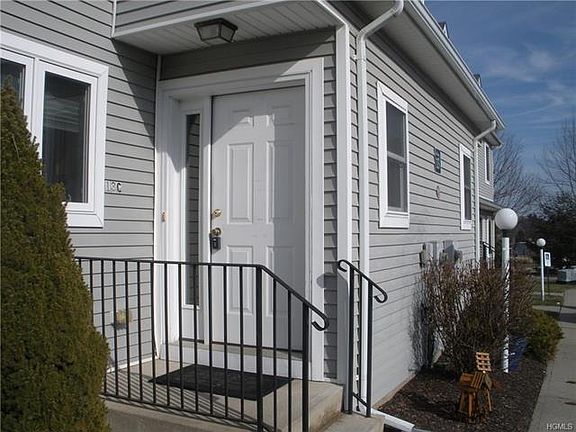 3rd image of 100 Boniface Dr APT 13C