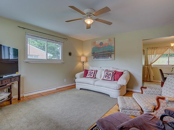 3rd image of 3701 Troutland Ave NW