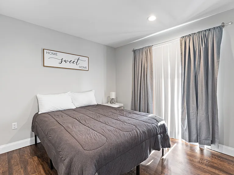 274 McCullough St #3 — Photo 8