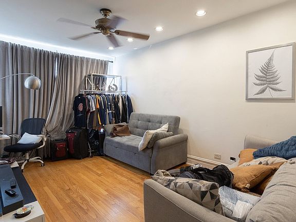 5th image of 4617 N Rockwell St APT 3