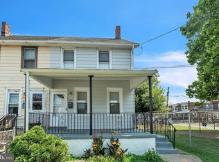 240 Randall St, Crum Lynne, PA 19022