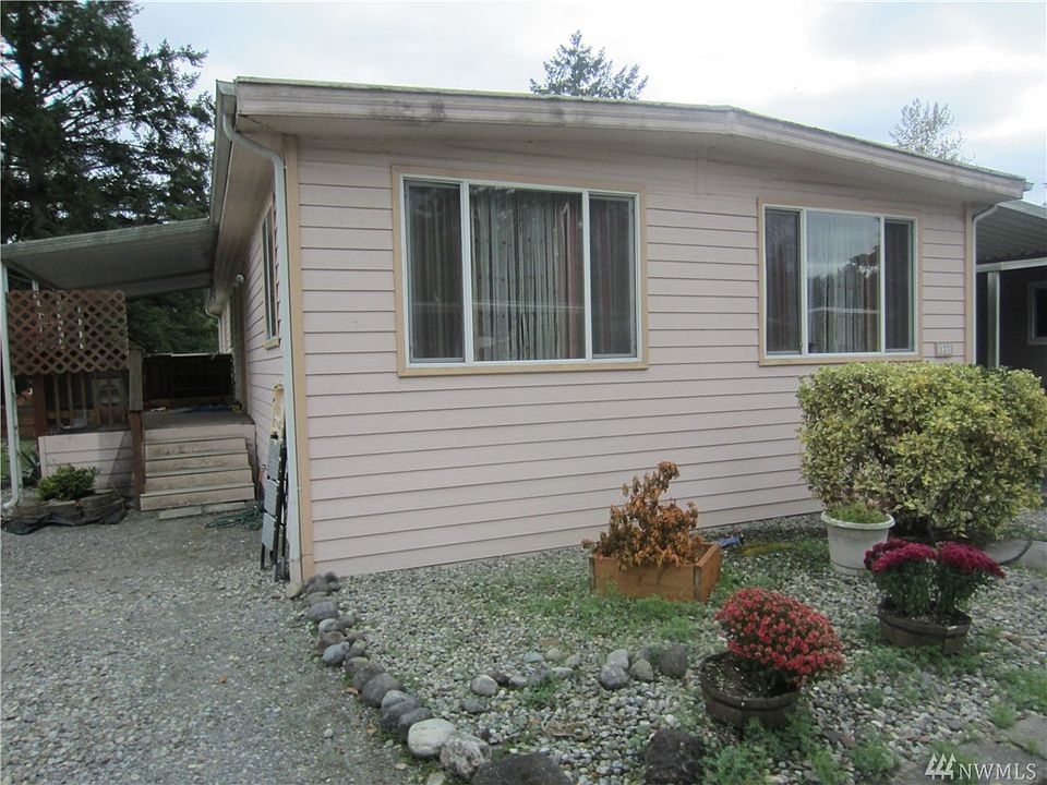 1st image of 18425 NE 95th St Unit 127