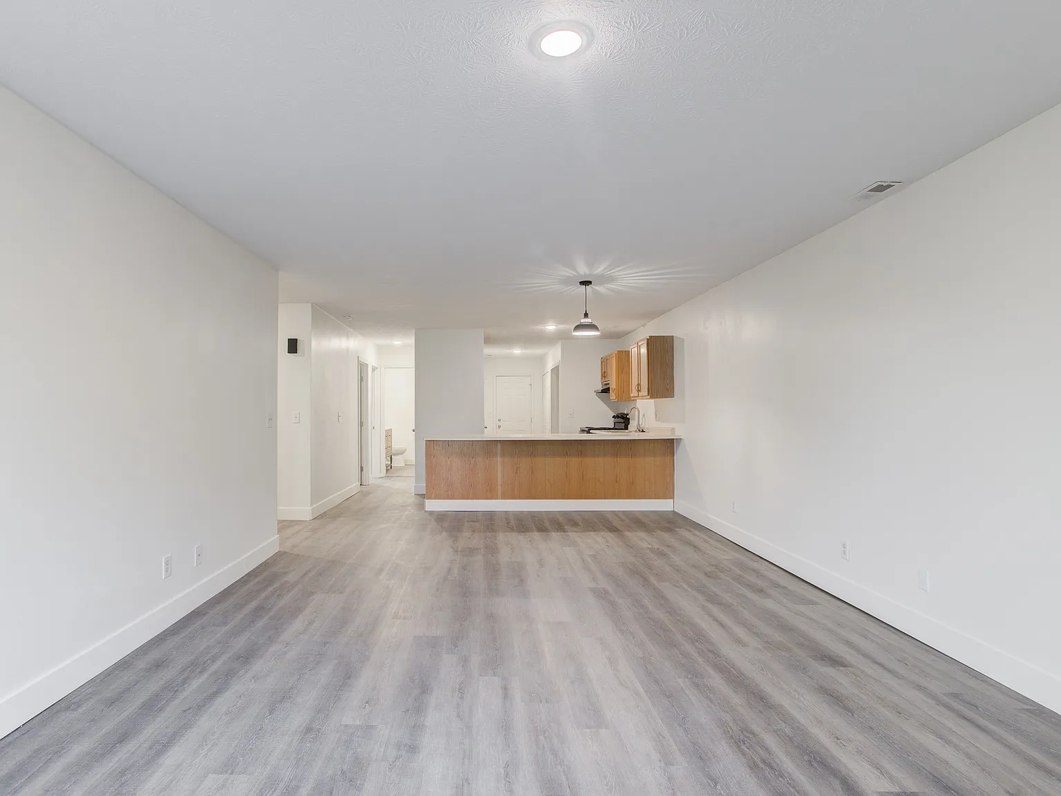 3 bed, $1,850 — Photo 4