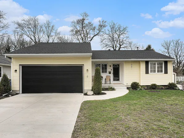 1531 Lenox Rd SE, Grand Rapids, MI 49506