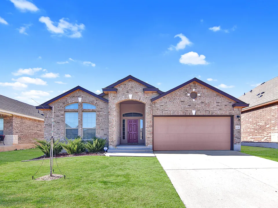 1230 Fawn Lily Dr