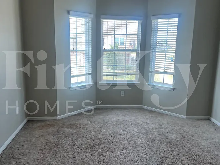 3219 Walden Breeze Ct — Photo 6