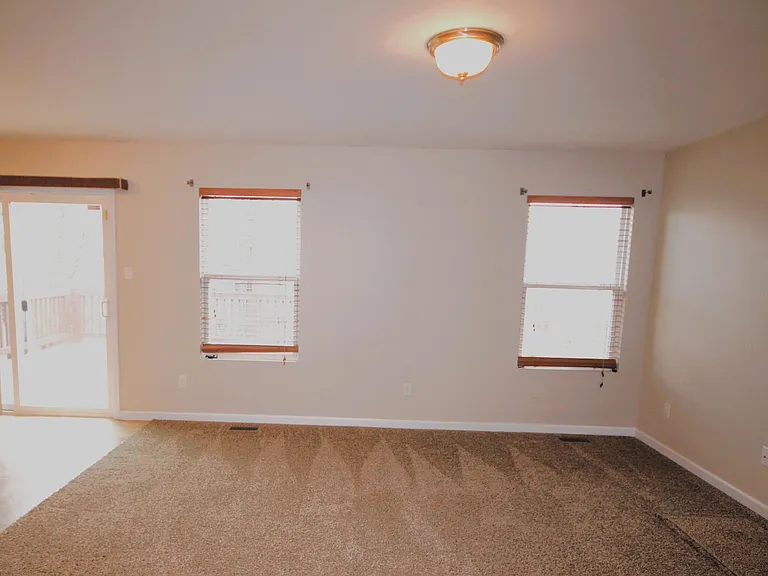 2560 Amber Willow Ct — Photo 5