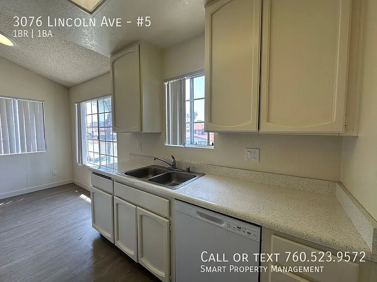 3076 Lincoln Ave #5 — Photo 12