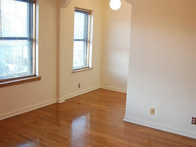 644 West Surf — Photo 45