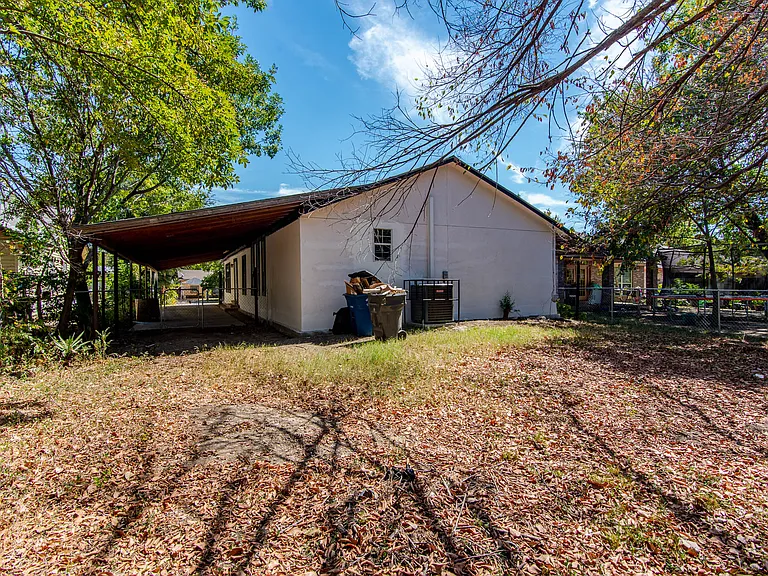 3931 Abilene St — Photo 4