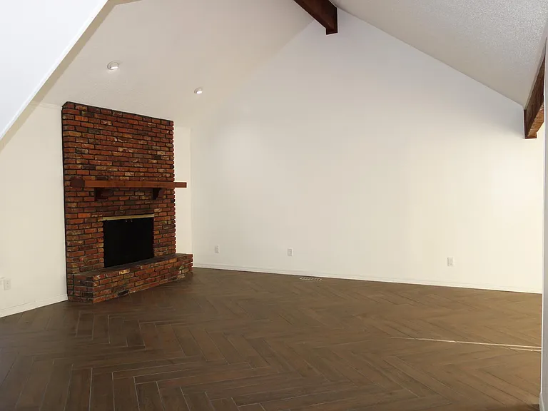 7116 S Indianapolis Ave — Photo 18