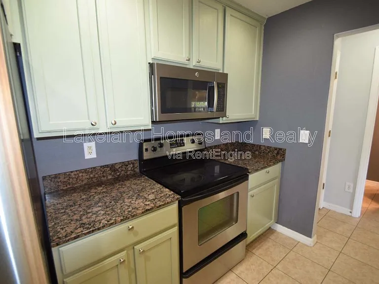 5456 River Rock Rd — Photo 10