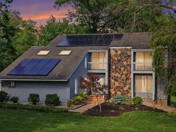 30 Willow Brook Ln, Clinton Twp., NJ 08801
