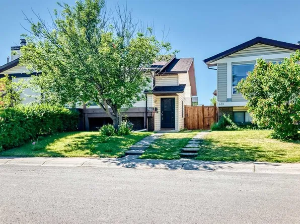 641 Whitewood Rd NE, Calgary, AB T1Y 4A1