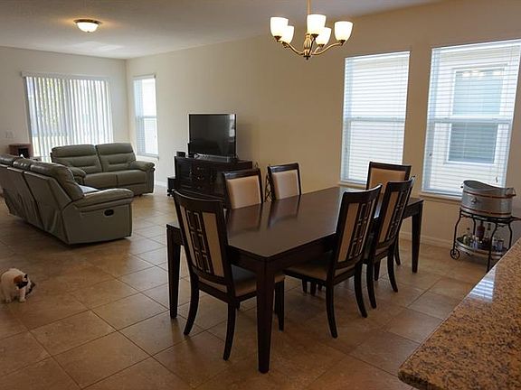 5th image of 1511 Caterpillar St