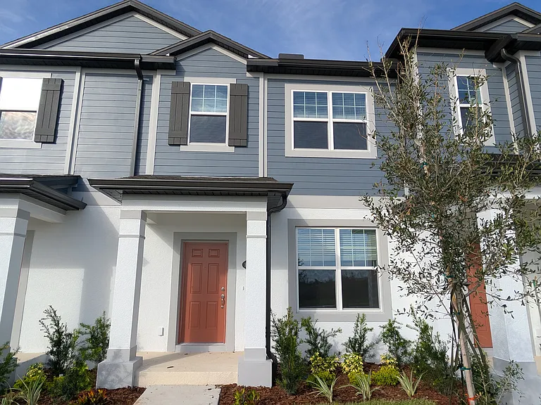12184 Plumpton Dr — Photo 1