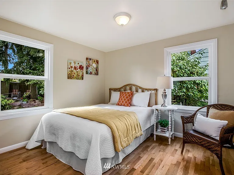 Guest/Second Bedroom - Previous Staging
