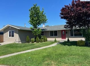 1131 W Jan St, Pasco, WA 99301