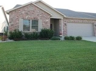 2970 S Augusta Ave, Decatur, IL 62521