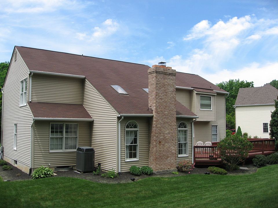 2nd image of 9616 Larchmede Ct