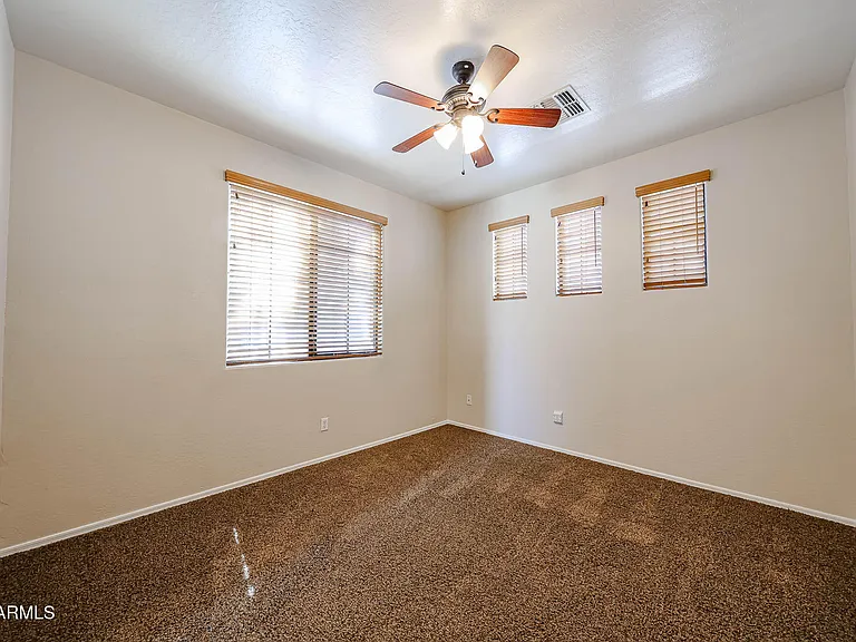 2390 W Jake Hvn — Photo 32