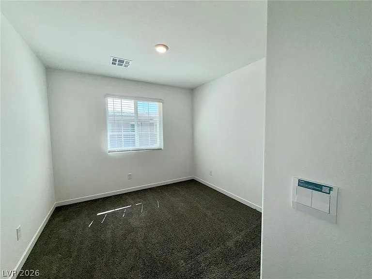 913 Rosy Starling St — Photo 18