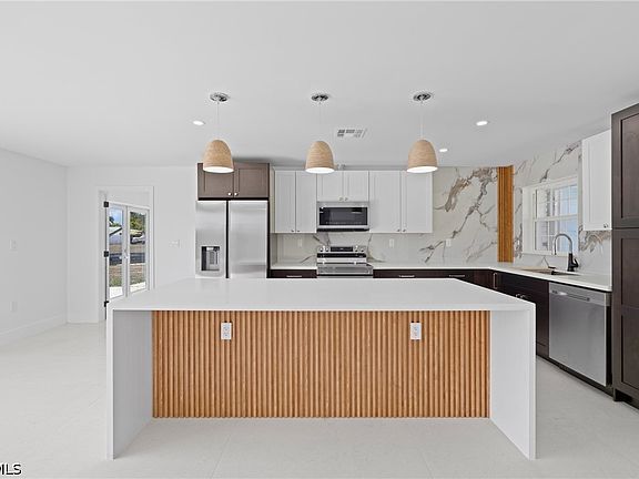 5th image of 12065 Boat Shell Dr