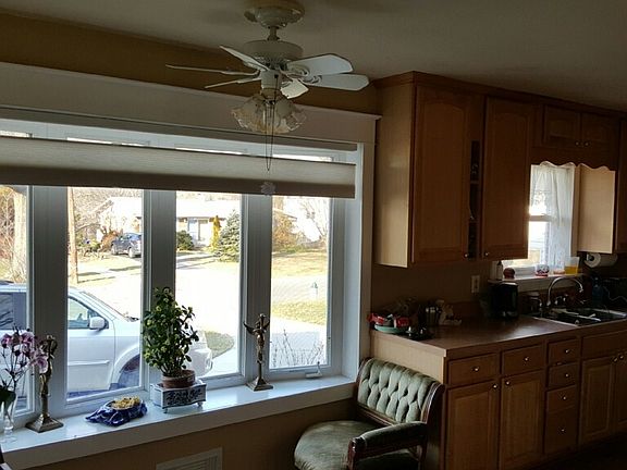 3rd image of 11813 Charen Ln