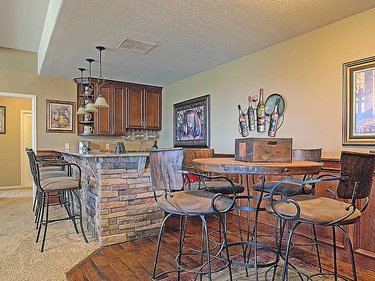7975 Ruststone Ct — Photo 30