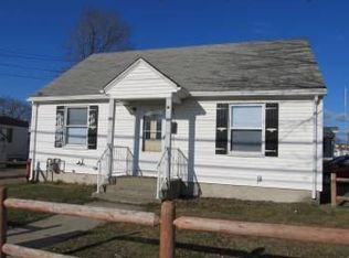 666 Beverage Hill Ave, Pawtucket, RI 02861