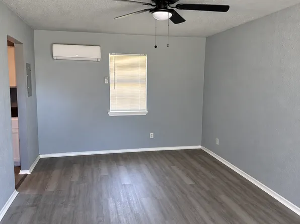 1409 Turner Pkwy #1409, Grand Prairie, TX 75051