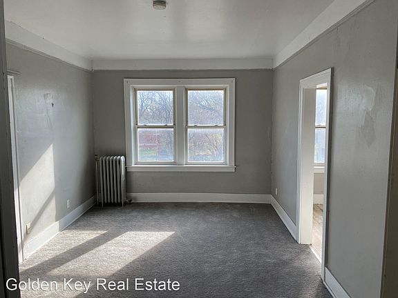 3rd image of 11619 Belleterre St APT 204