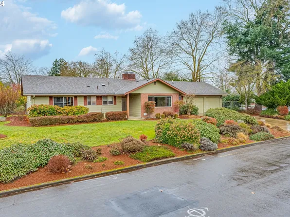 600 Phoenix Way, Vancouver, WA 98661