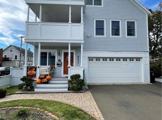 26 Village Rd, Milford, CT 06460