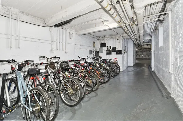 Sold by Fillmore | media 4