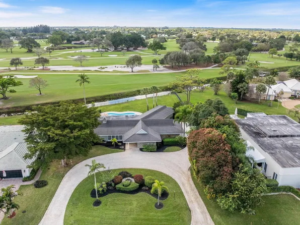 253 N Country Club Drive, Atlantis, FL 33462