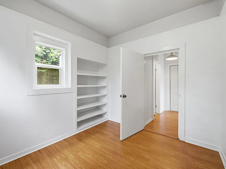 3553 Mission St #C — Photo 16