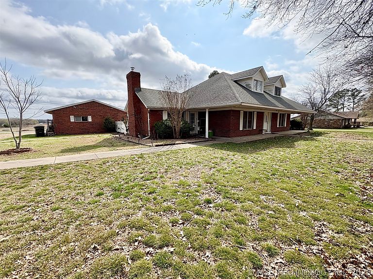 Listing photo 3