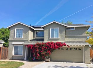 1500 Brighton Dr, Hollister, CA