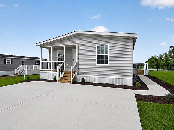Exterior Image-1-COLONY 104 Hillside Estates