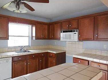 2nd image of 5809 18th Ave S