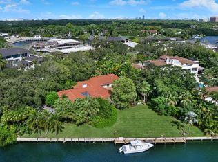 650 Leucadendra Dr, Coral Gables, FL 33156