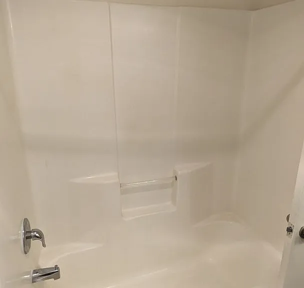 Royal Crest Townhomes — Photo 26