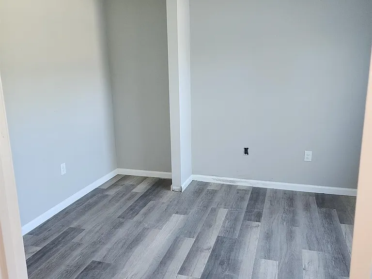 4028 Garfield Ave — Photo 16