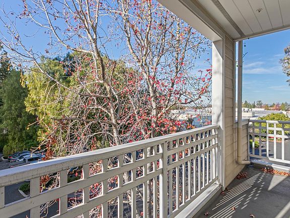 3rd image of 550 Ortega Ave APT A310