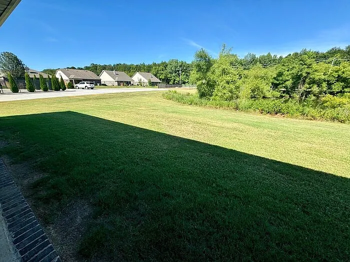272 Abercorn Dr — Photo 25
